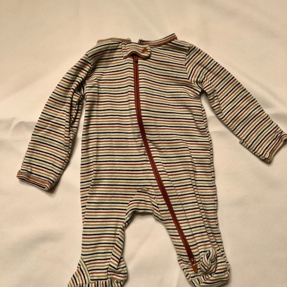 Carter’s Sleep-n-play two way zipper onsies, set of 4 - Picture 2 of 13